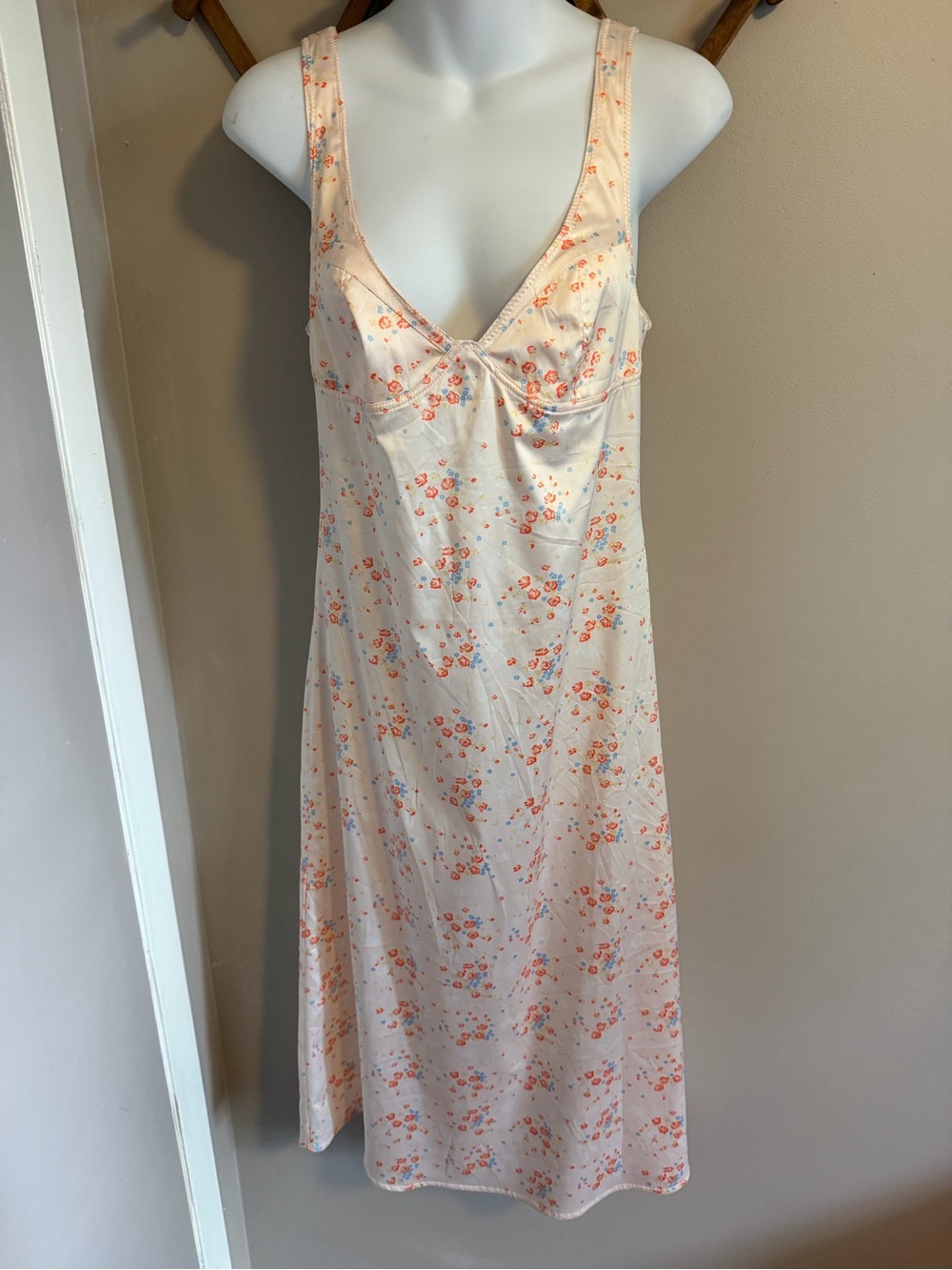 Urban Outfitters side slit slip dress midi peaches and cream floral S